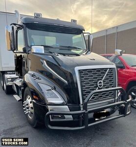 Very Low Miles 2022 Volvo VNL Day Cab Semi Truck w/  Dual Exhaust.
