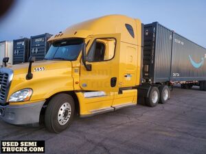 Freightliner Cascadia Sleeper Truck in Nevada