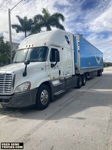2013 Freightliner Cascadia Sleeper Truck in Florida