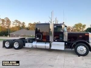 Peterbilt 389 Sleeper Truck in Texas