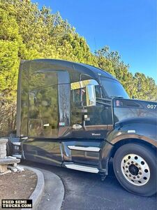 2017 Kenworth T680 Sleeper Cab Semi Truck | Transport Service Vehicle.