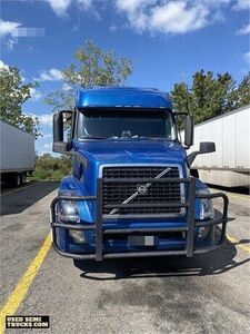 Volvo VNL Sleeper Truck in Michigan