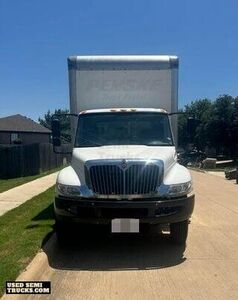 2018 International Box Truck in Texas