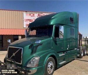 Well Maintained 2016 Volvo VNL 780 Sleeper Cab Semi Truck.