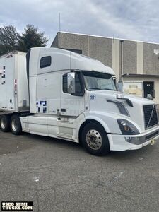Volvo VNL Sleeper Truck in New Jersey