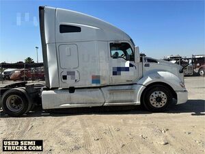 Kenworth T680 Sleeper Truck in California