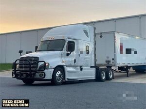 2016 Freightliner Cascadia 125 Evolution Sleeper Cab Semi Truck.