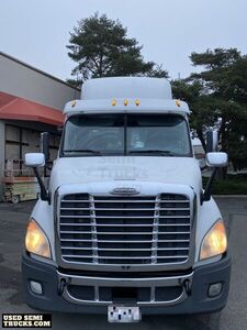 2014 Freightliner Cascadia 113 Well Maintained Day Cab Semi Truck.