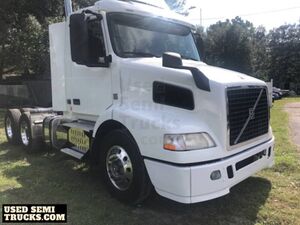 2017 Volvo Day Cab Truck in Florida