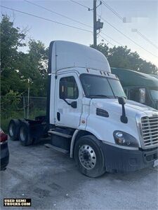 2016 Freightliner Cascadia  113 Day Cab Truck in Indiana