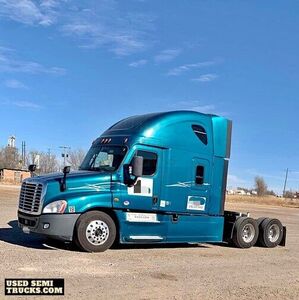 2014 Freightliner Cascadia Sleeper Truck in California