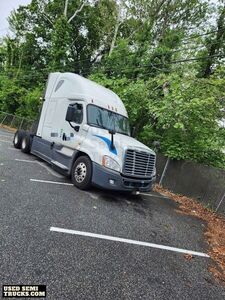 Freightliner Cascadia Sleeper Truck in Delaware