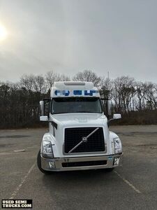 Volvo VNL Sleeper Truck in New York