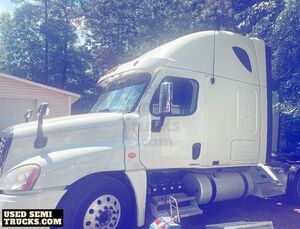 Freightliner Cascadia Sleeper Truck in North Carolina