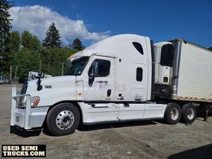 Freightliner Cascadia Double Bunk Sleeper Cab Semi Truck DD15.