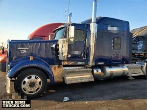 2021 Kenworth W900 Sleeper Truck in Texas