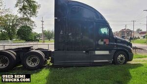 2018 Freightliner Cascadia  Evolution Sleeper Truck in Indiana