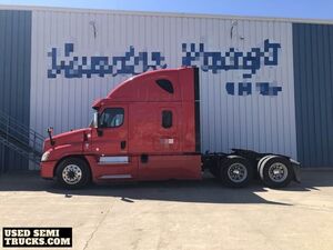 2016 Freightliner Cascadia Sleeper Truck in Iowa