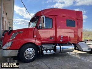 2018 Volvo VNL  740 Sleeper Truck in Texas