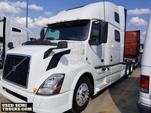 Well Maintained - 2017 Volvo VNL Sleeper Cab Semi Truck.