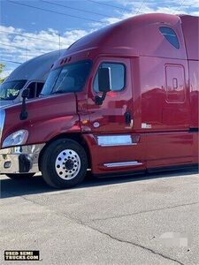 2016 Freightliner Cascadia  125 Sleeper Truck in Wisconsin