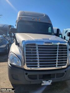 Well-Maintained 2012 Freightliner Cascadia Sleeper Cab Semi Truck.