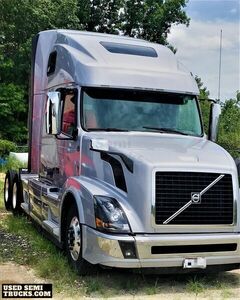 Ready to Work 2016 Volvo VNL 670 Conventional Sleeper Cab Semi Truck.