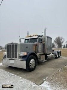 Peterbilt 389 Sleeper Truck in Iowa